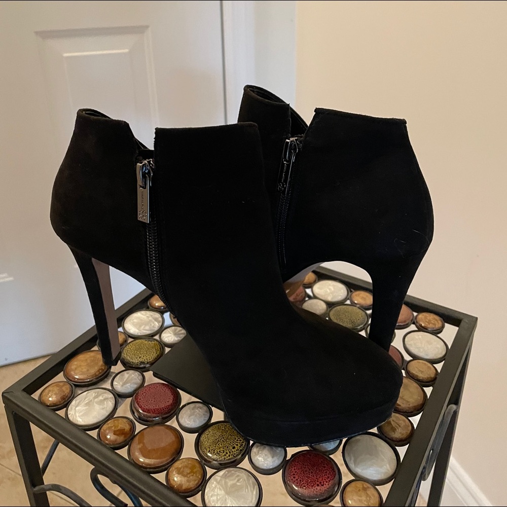 Black Jessica Simpson ankle boots
